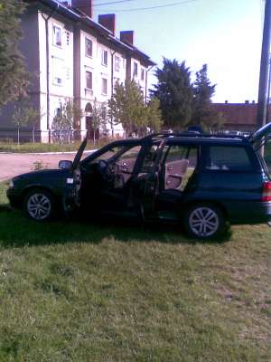 vand opel astra caravan;an 1995;1, 6;16v;benzina;i...