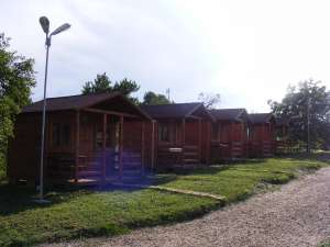Vis-a-vis cu strandul termal Carei!
Loc de campar...
