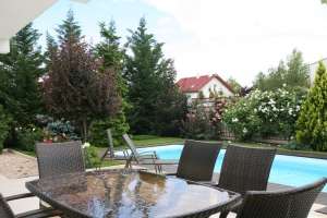 VILA CU PISCINA (P+1) - 5 camere
Suprafata constr...