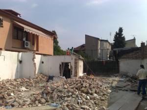 demolari