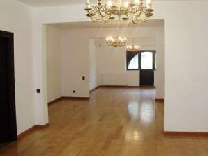 Apartament lux- PRIMAVERII,  4 camere,  situat in ...