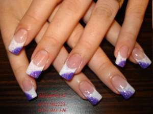 Aplic unghii false,     tips-uri gel,    strasuri,    pierc...