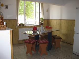 Cazare Vila Agigea