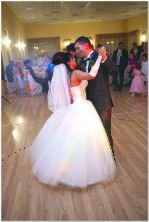 rochita de mireasa fashion princess impecabila