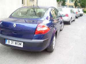 vand renault megan 2006