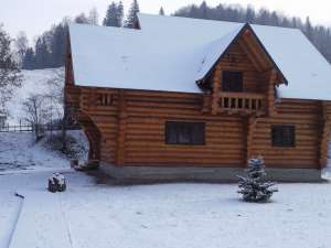 vand cabana lemn rotund