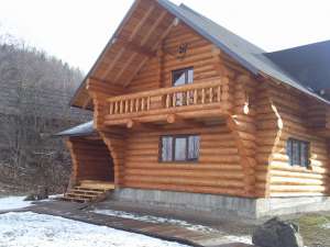 vand cabana lemn rotund