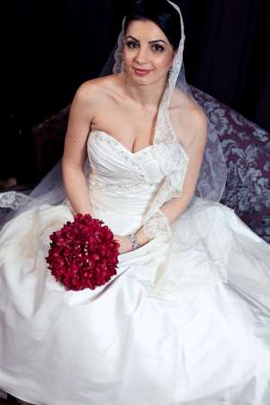 vand rochie mireasa