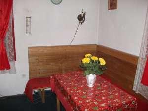CABANA MUNTE COMARNICC