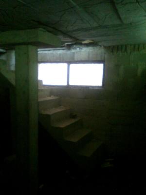 Vand constructie metalica cu pereti din lemn,  acop...