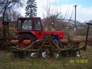 Tractor U650