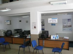 Inchiriez spatiu comercial fost sediu banca
