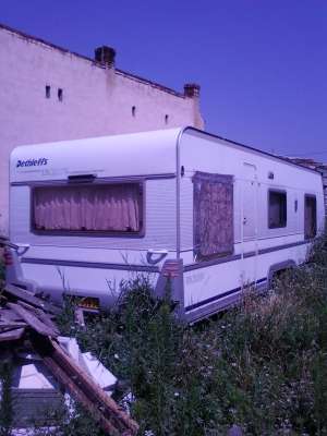 vand caravana DETHELEFFS an stare exceptionala cu nr de franta recent adusa , clima , dus wc