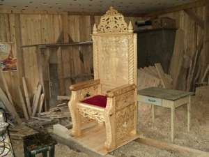 SCULPTURA , SCAUN ARHIERESC