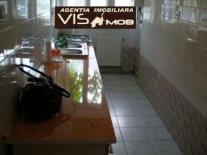 Apartament cu 2 camere de inchiriat in Onesti