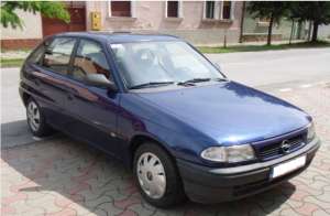 V�nd Opel Astra 1.6i,  1995. Pret 1500 Euro Negociabil