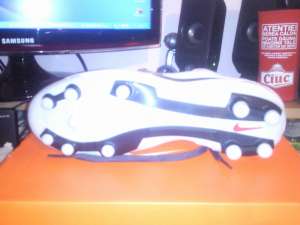 ghete de fotbal originale