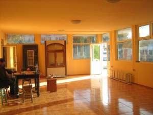 Vand SPATIU COMERCIAL