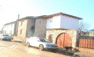 vand vila in 2Mai