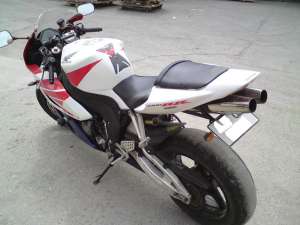 HONDA CBR 1000RR  FIREBLADE