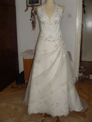 Vand Rochie de Mireasa Agnes Toma