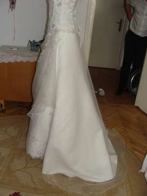 Vand Rochie de Mireasa Agnes Toma