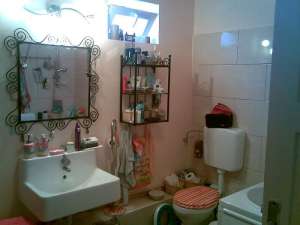 URGENT VAND 3 CAMERE ZONA ALEXANDRU IOAN CUZA
