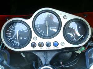 vand kawasaki ZX9r 1996