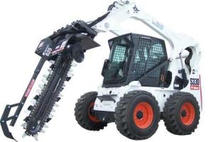 vind/inchiriez  miniincarcator BOBCAT S300