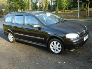 dezmembrez opel astra G
