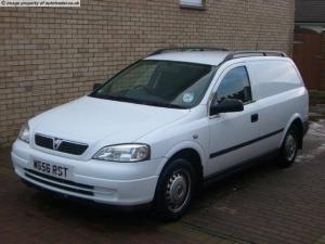 dezmembrez opel astra G
