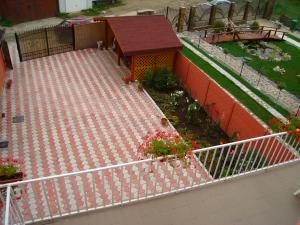 INCHIRIERE CASA
