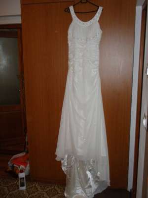 Vand rochie de mireasa noua pret f bun