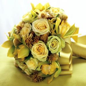 Aranjamente Florale Nunta,   Aranjamente Florale Botez,   Lumanari de Nunta,   Aranjament Prezidiu, 