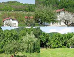 Vand casa de vacanta 5755mpteren zona submontana