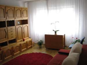 vand apartament 3 camere