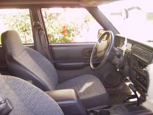 Vand Jeep Cherokee Sport din 2001