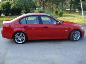 BMW 320d ROSU E90