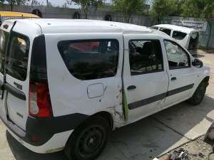 Vand Dacia Logan avariat diesel mcv