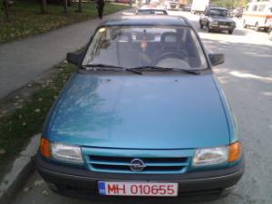 opel astra