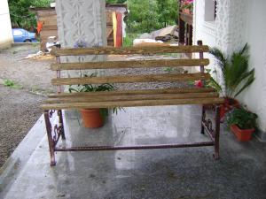 confectii fier forjat,     grilaje morminte,     cruci turnuri biserica