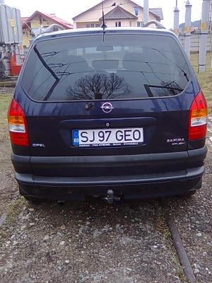 opel zafira