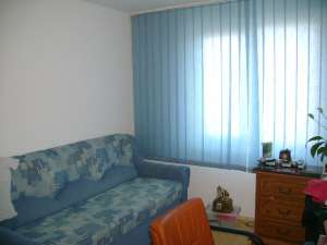 Vand apartament 3 camere