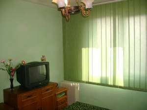 Vand apartament 3 camere