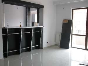 Apartament 3 camere de vanzare