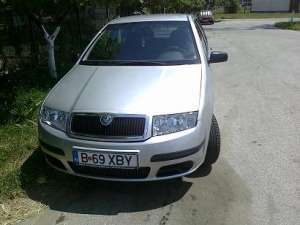 Vand Skoda Fabia 1, 2 benzina din 2008 bine intretinuta