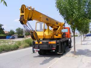 Inchiriez Automacara HYDROM 18T