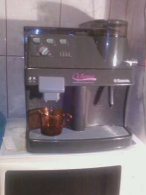 inchiriez aparate de cafea saeco