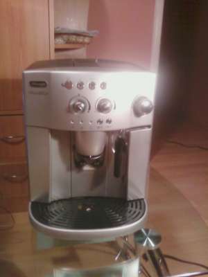 inchiriez aparate de cafea saeco