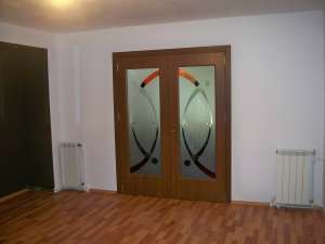 vand apartament 2 camere